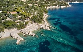 Lithalona Villas & Houses